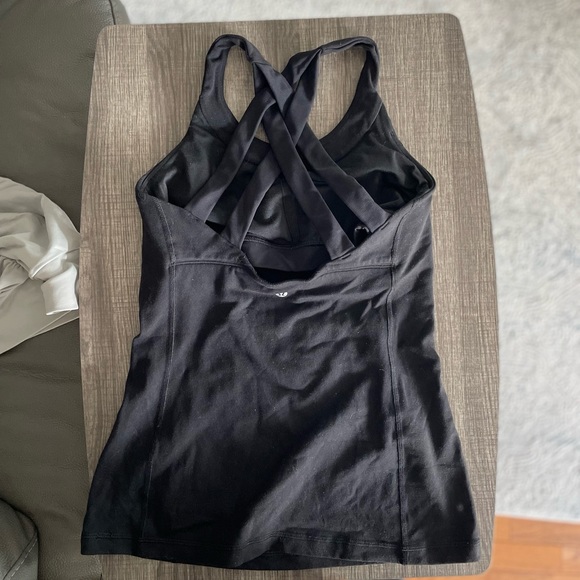 Lulu lemon black tank top with built in bra - Picture 3 of 4